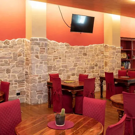Hotel Fiordigigli LʼAquila