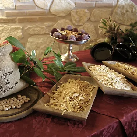 菲奥尔蒂格吉里酒店 拉奎拉