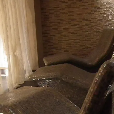 Fiordigigli Hotel LʼAquila