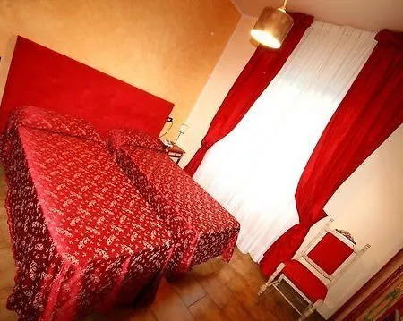 菲奥尔蒂格吉里酒店